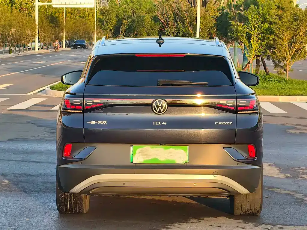 Volkswagen ID.4 Crozz — фото 9