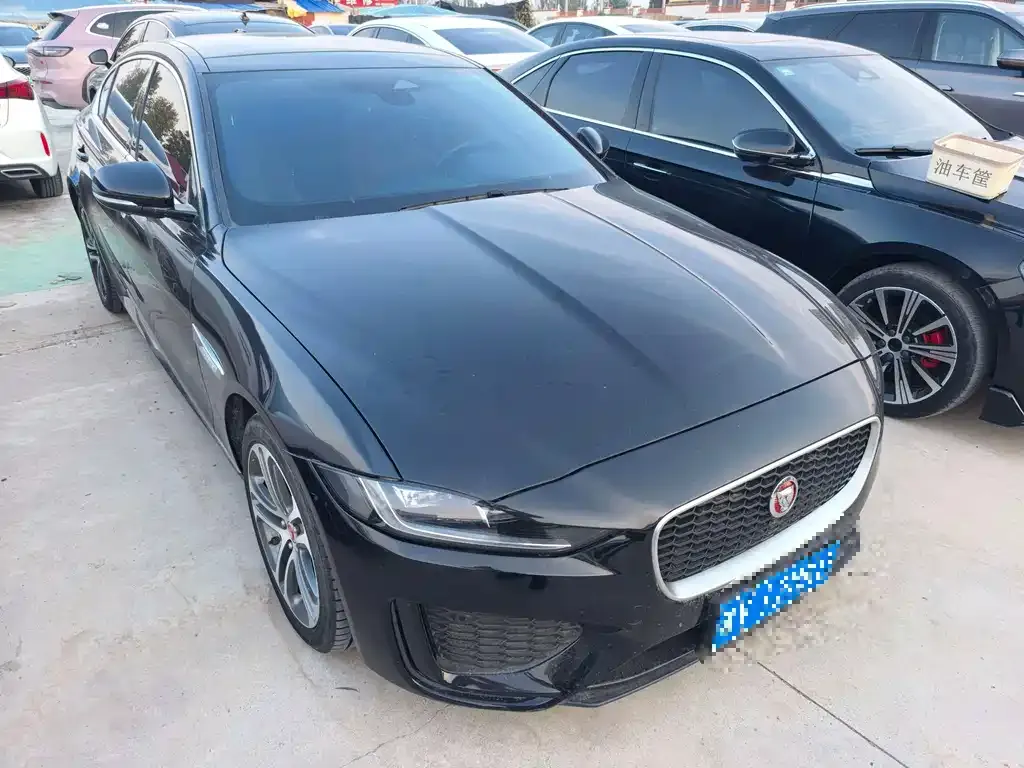 Jaguar XEL — фото 10