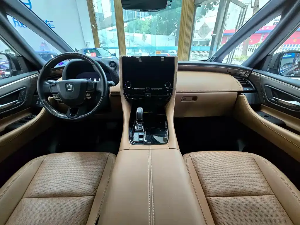 Toyota Vellfire — фото 10