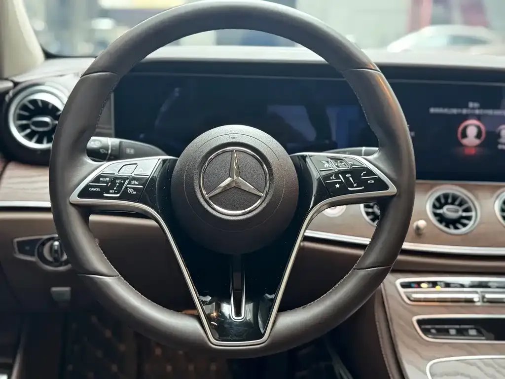 Mercedes-Benz E-Class New Energy — фото 10