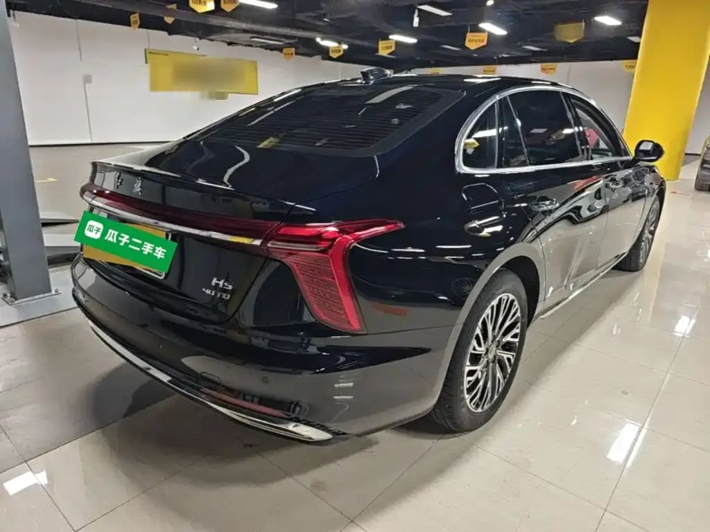 Hongqi H5 — фото 7