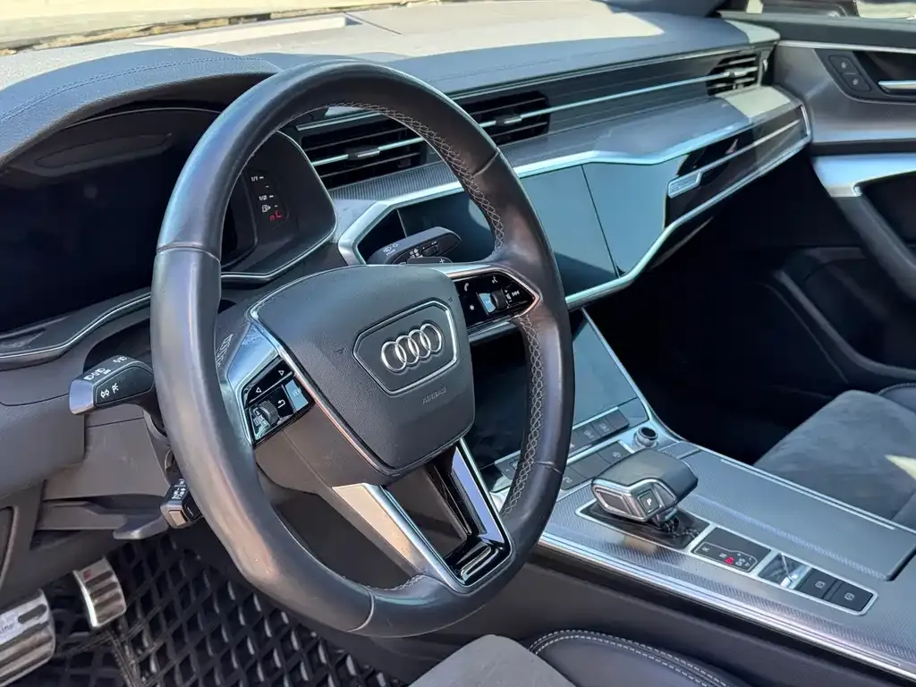 Audi A6L — фото 4