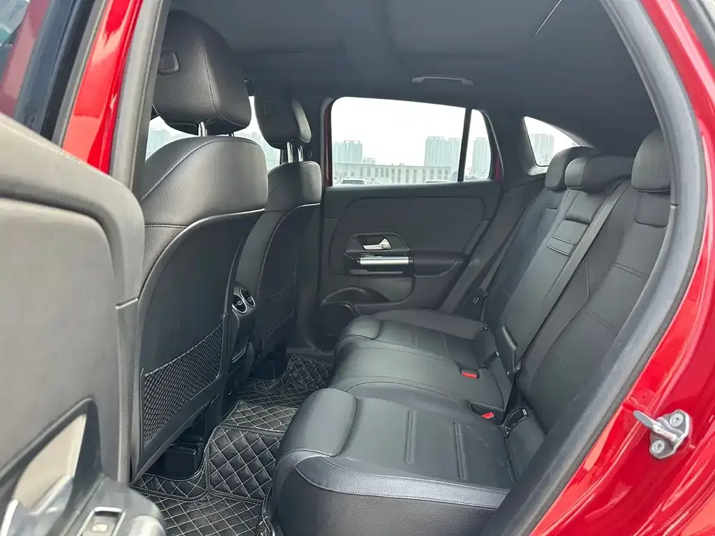 Mercedes-Benz GLA — фото 4