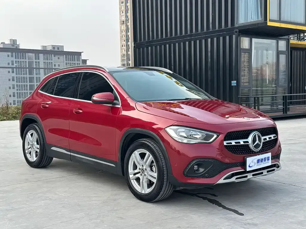 Mercedes-Benz GLA — фото 6