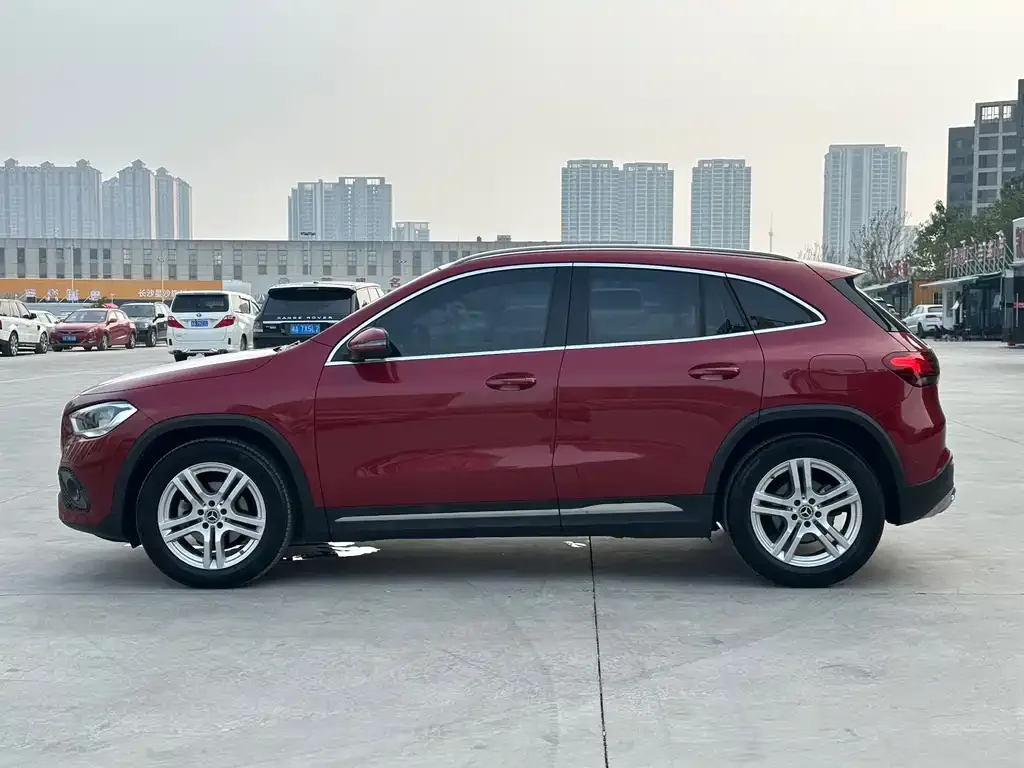 Mercedes-Benz GLA — фото 5