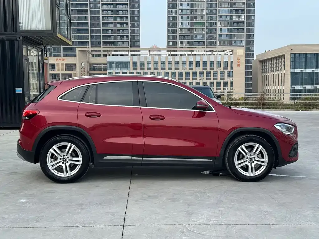 Mercedes-Benz GLA — фото 3