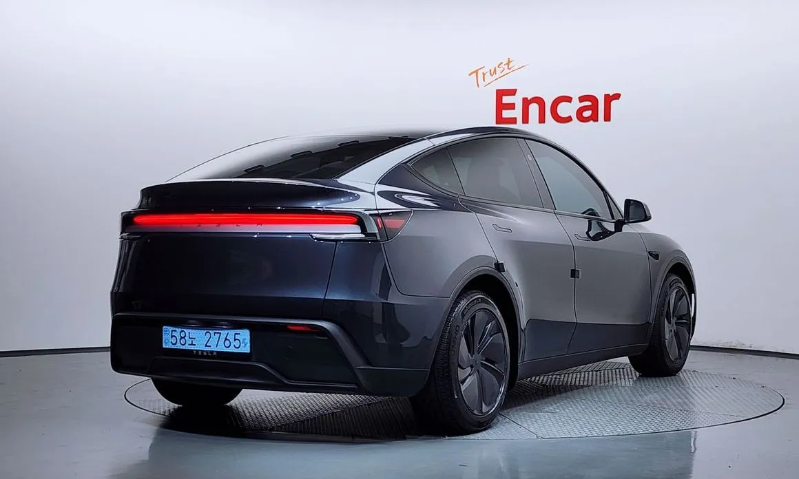 Tesla Model Y — фото 4