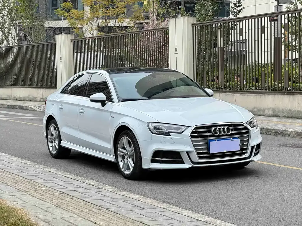 Audi A3 — фото 10