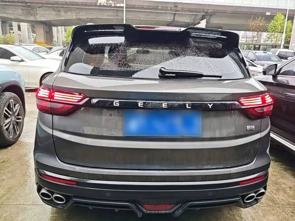 Geely Binyue — фото 10