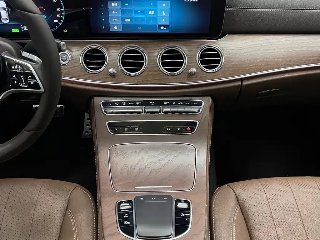 Mercedes-Benz E-Class New Energy — фото 5