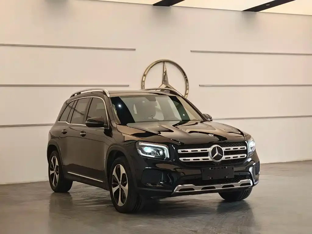 Mercedes-Benz GLB — фото 2