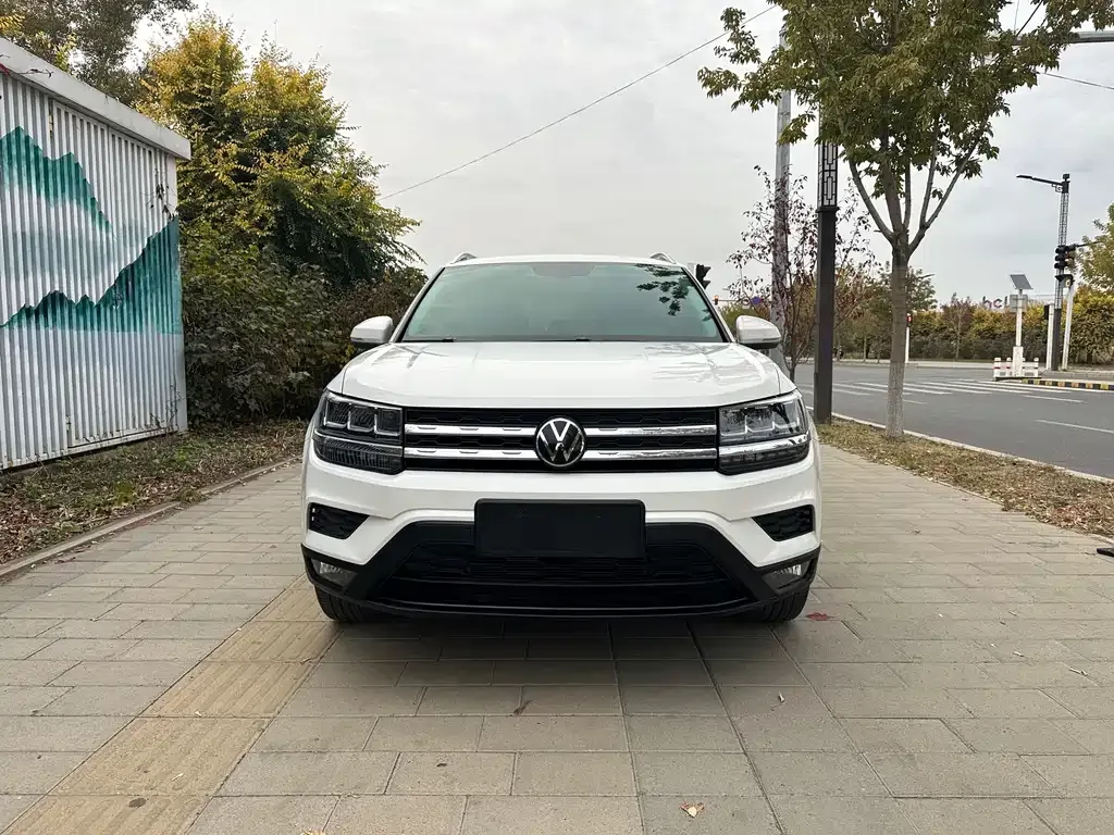 Volkswagen Tharu — фото 3