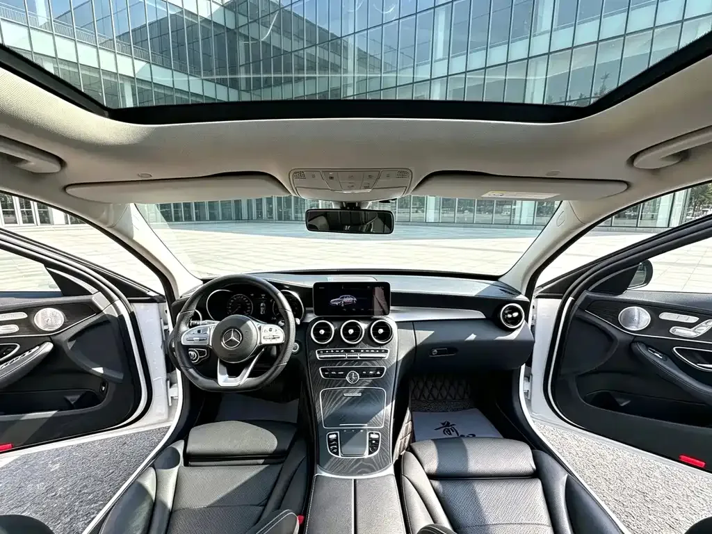 Mercedes-Benz C-Class — фото 10