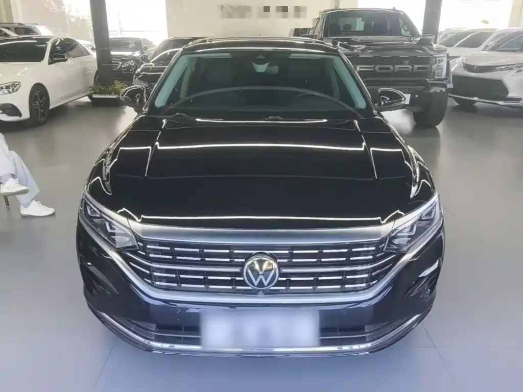 Volkswagen Passat — фото 7