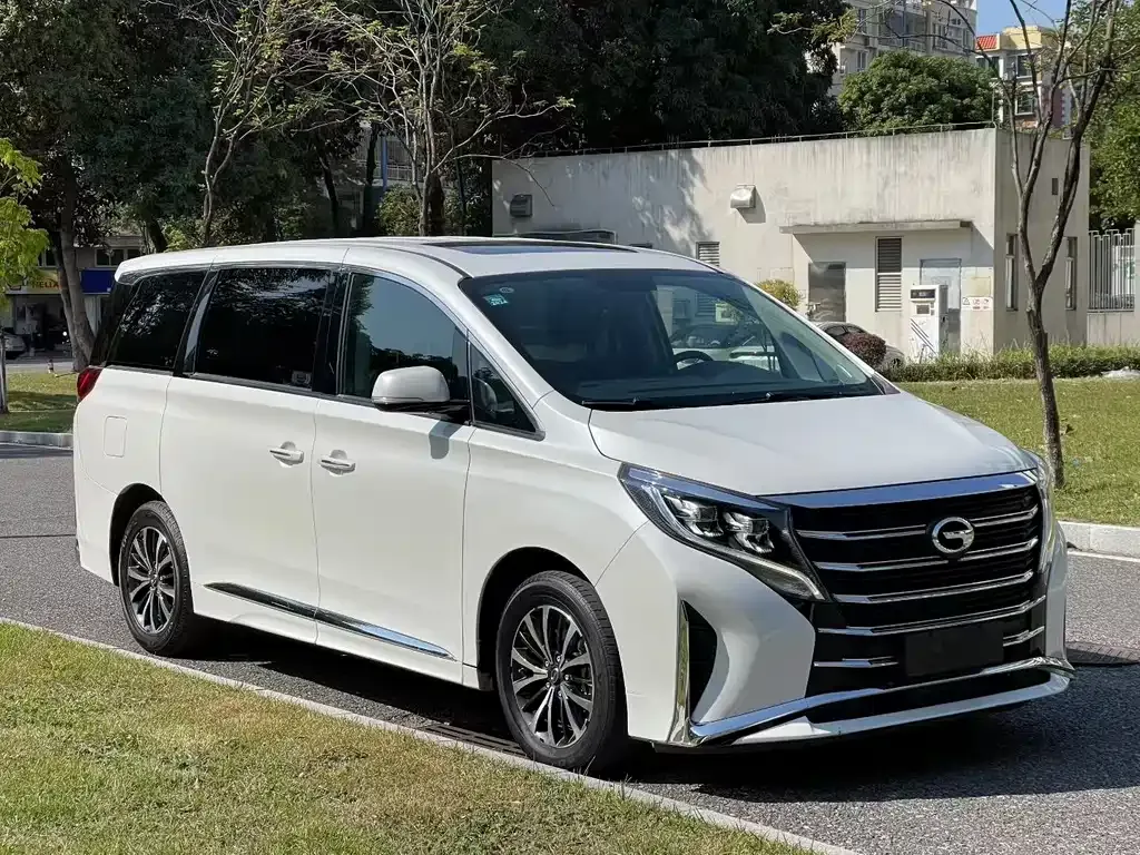 GAC Motor Trumpchi M8 — фото 9