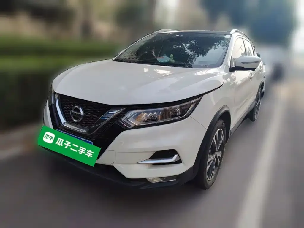 Nissan Qashqai — фото 4