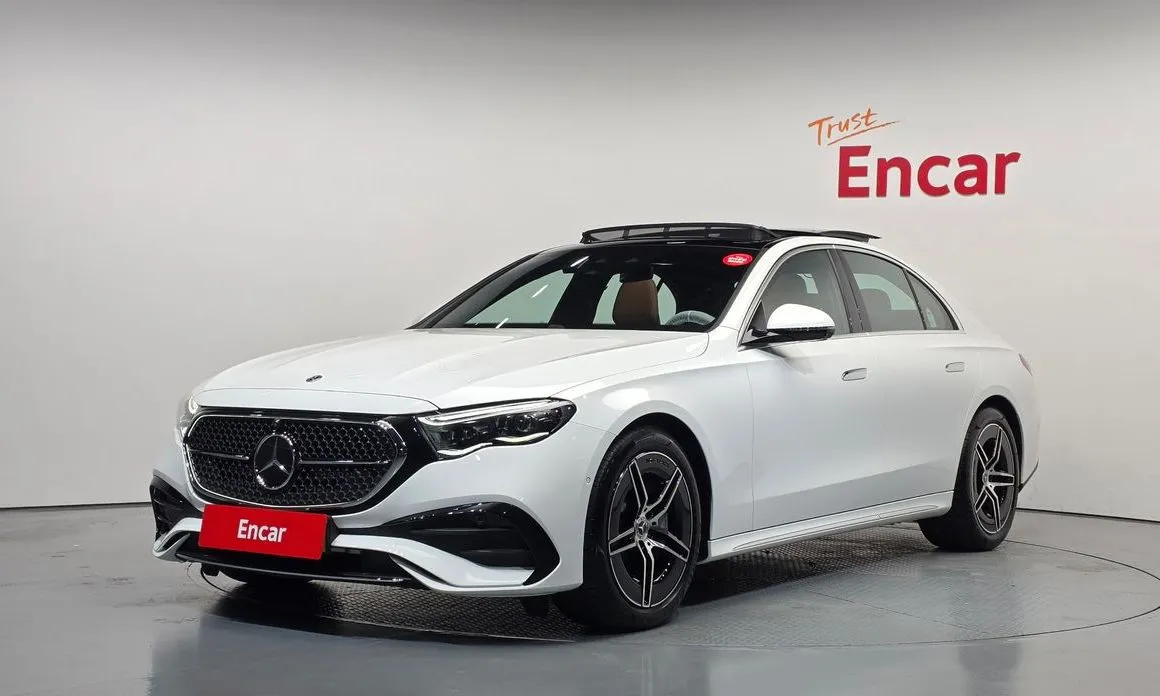 Mercedes-Benz E-Class — фото 1