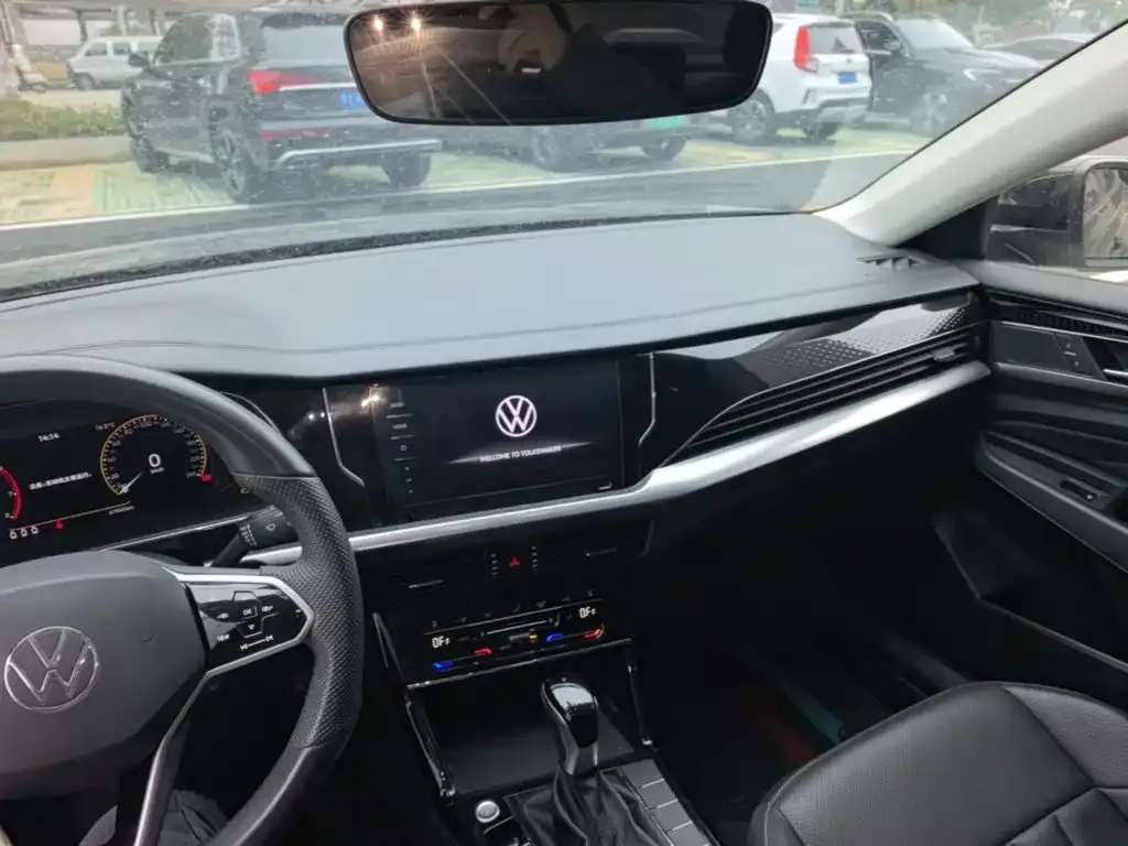 Volkswagen Passat — фото 6