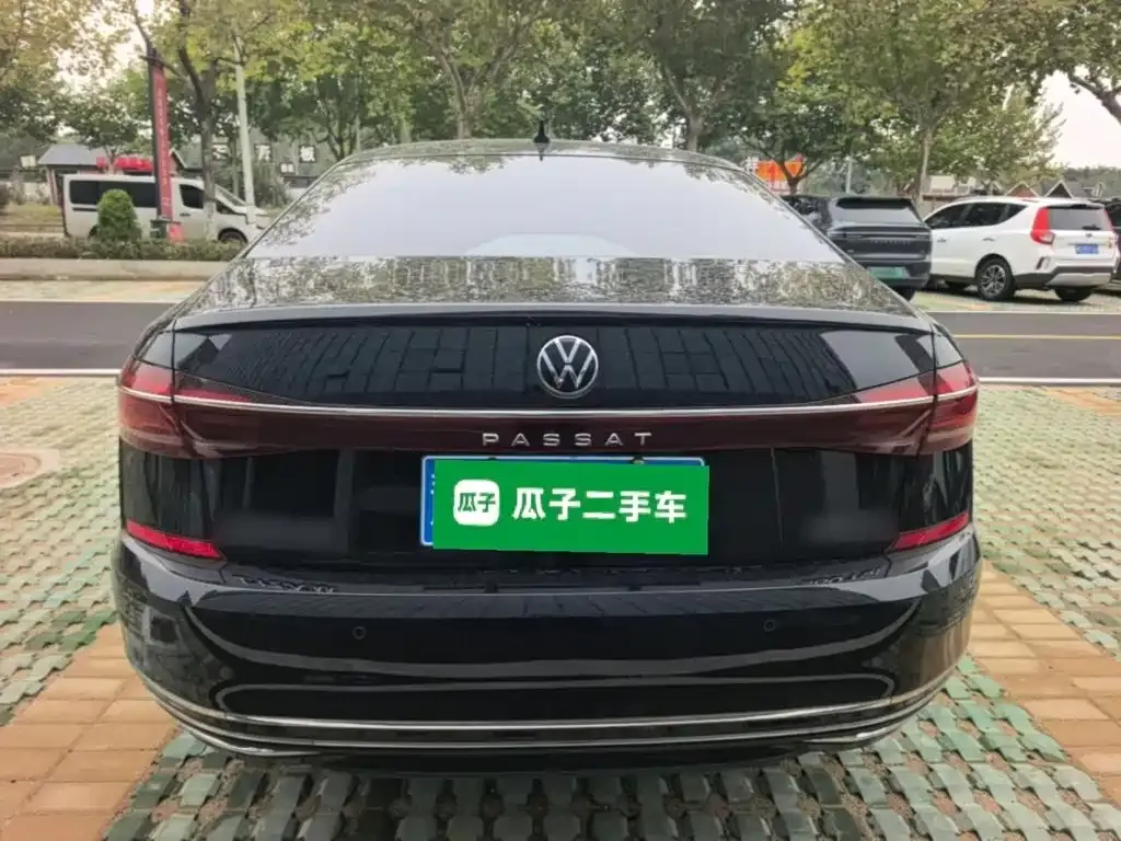 Volkswagen Passat — фото 9