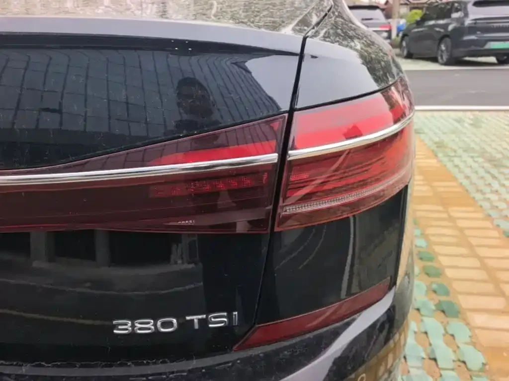 Volkswagen Passat — фото 3