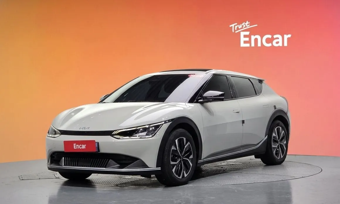 Kia EV6 — фото 1