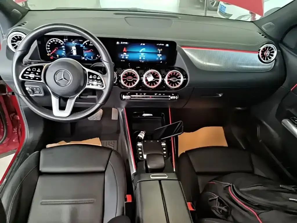 Mercedes-Benz GLA — фото 10