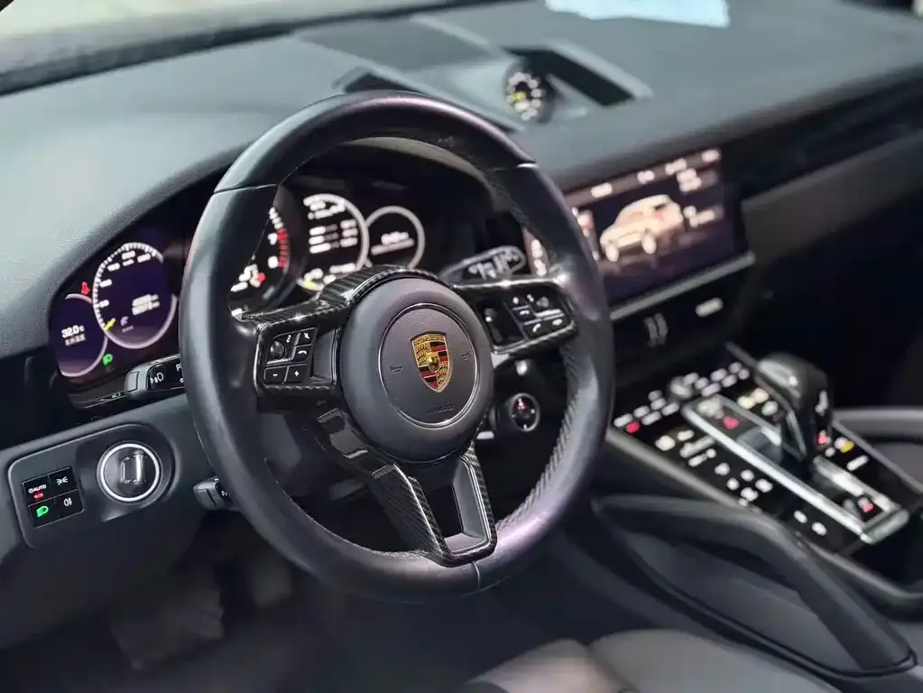 Porsche Cayenne Hybrid — фото 4