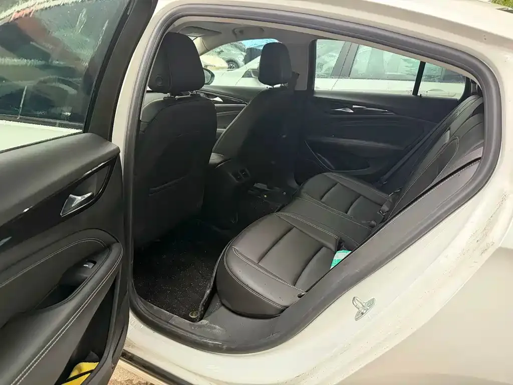 Buick Regal — фото 9