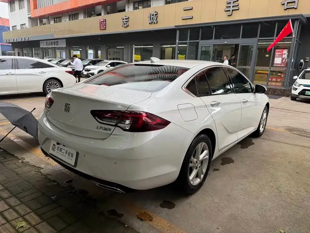 Buick Regal — фото 4