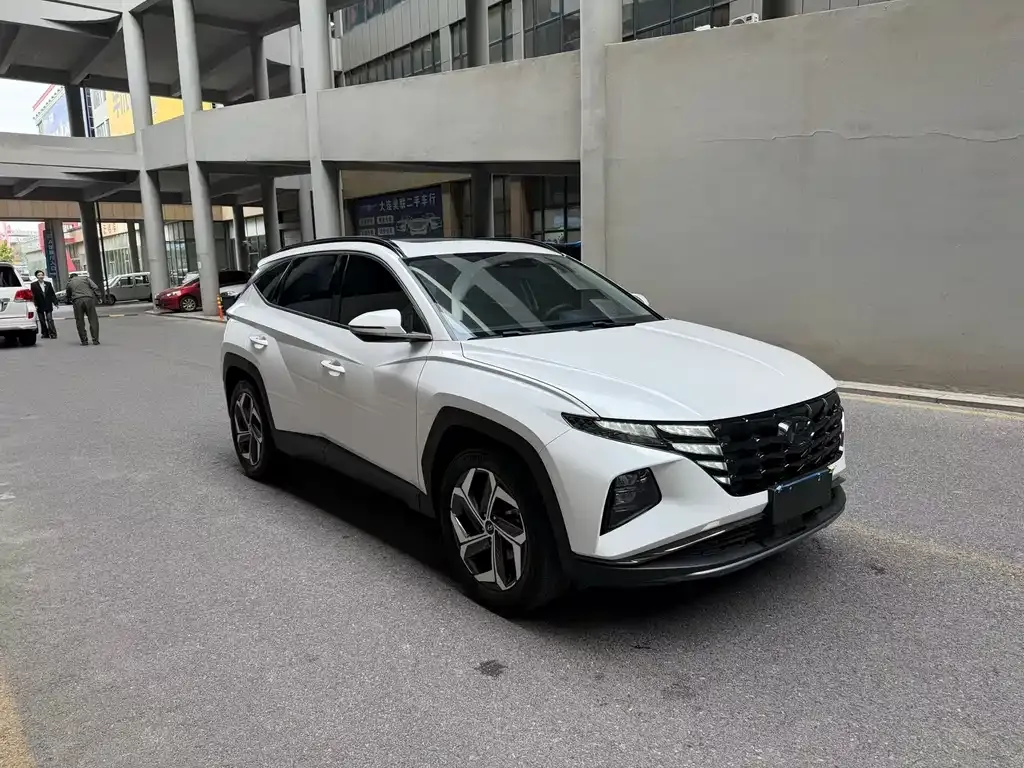 Hyundai Tucson — фото 6