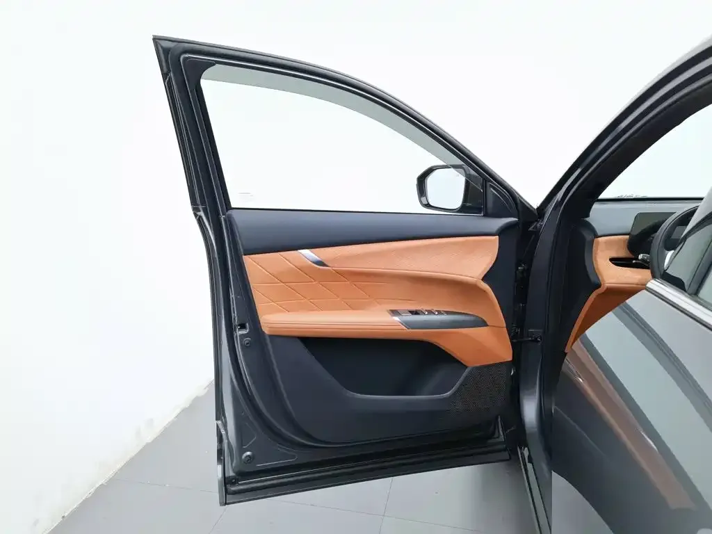 Changan CS75 PLUS — фото 10