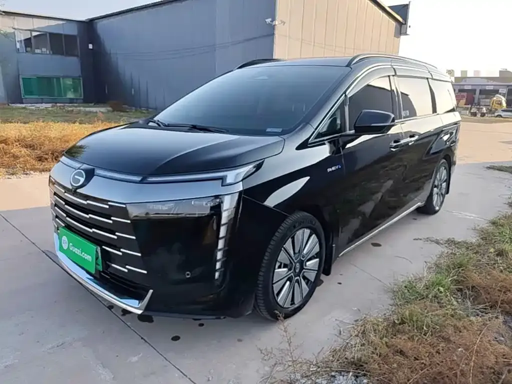 GAC Motor Trumpchi E8 PHEV — фото 1
