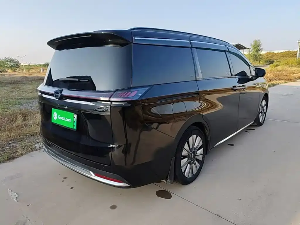 GAC Motor Trumpchi E8 PHEV — фото 6