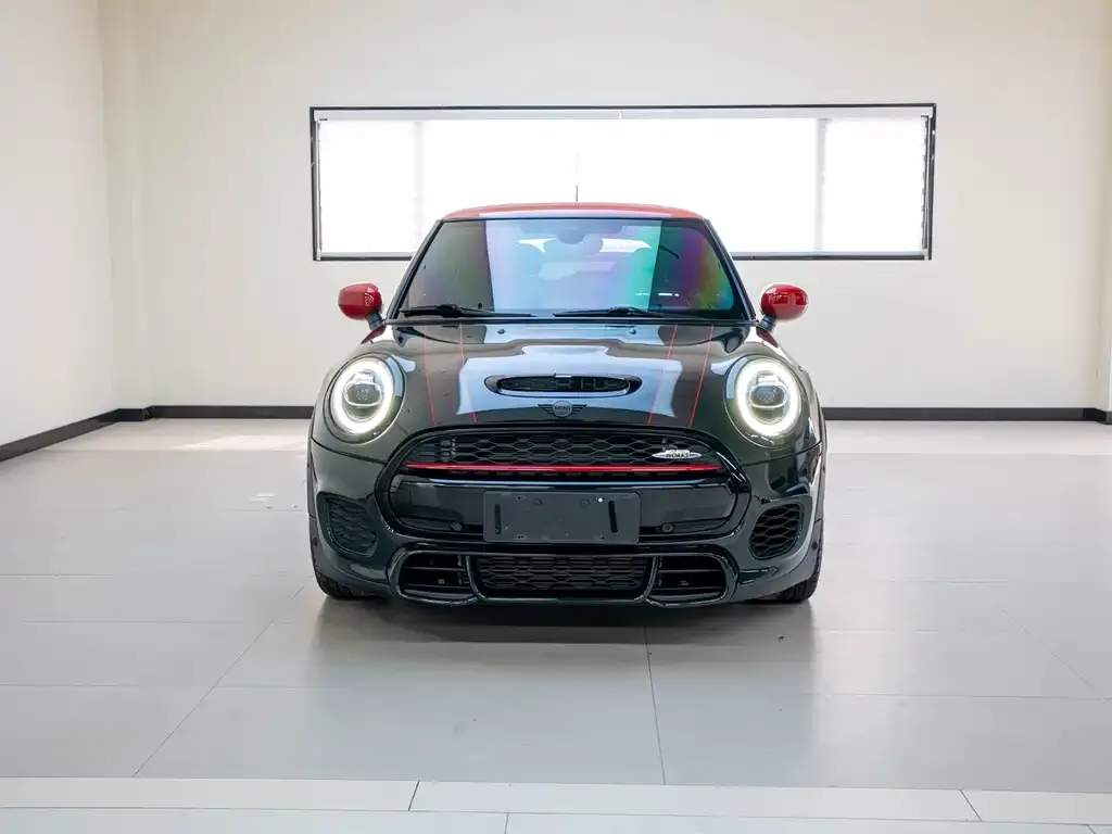 MINI JCW (John Cooper Works) — фото 2