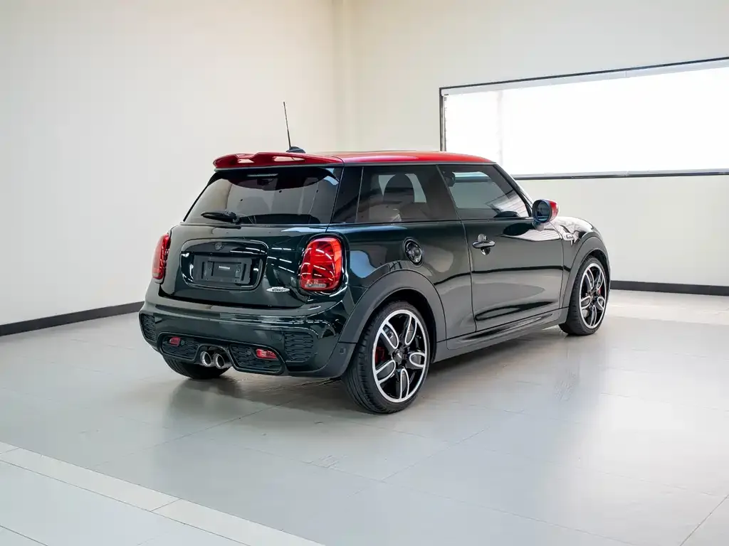MINI JCW (John Cooper Works) — фото 3