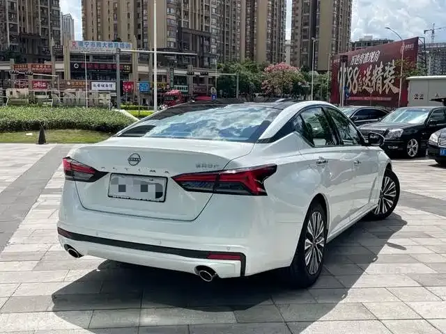 Nissan Teana — фото 8