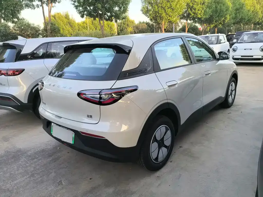 Geely Starburst — фото 4