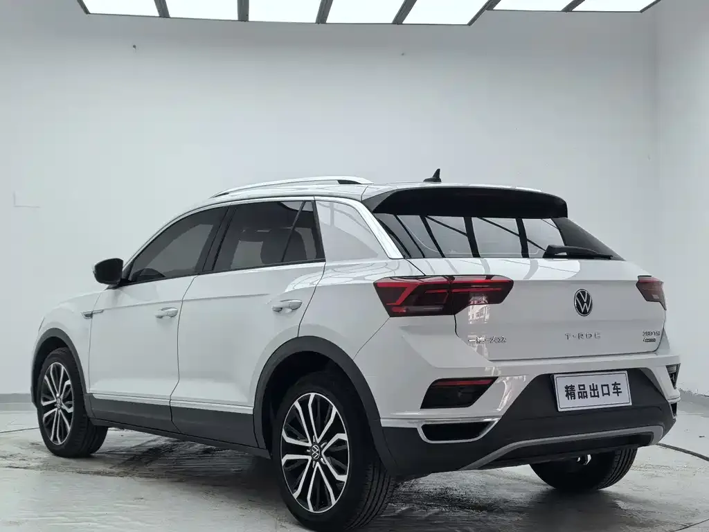 Volkswagen T-Roc — фото 3
