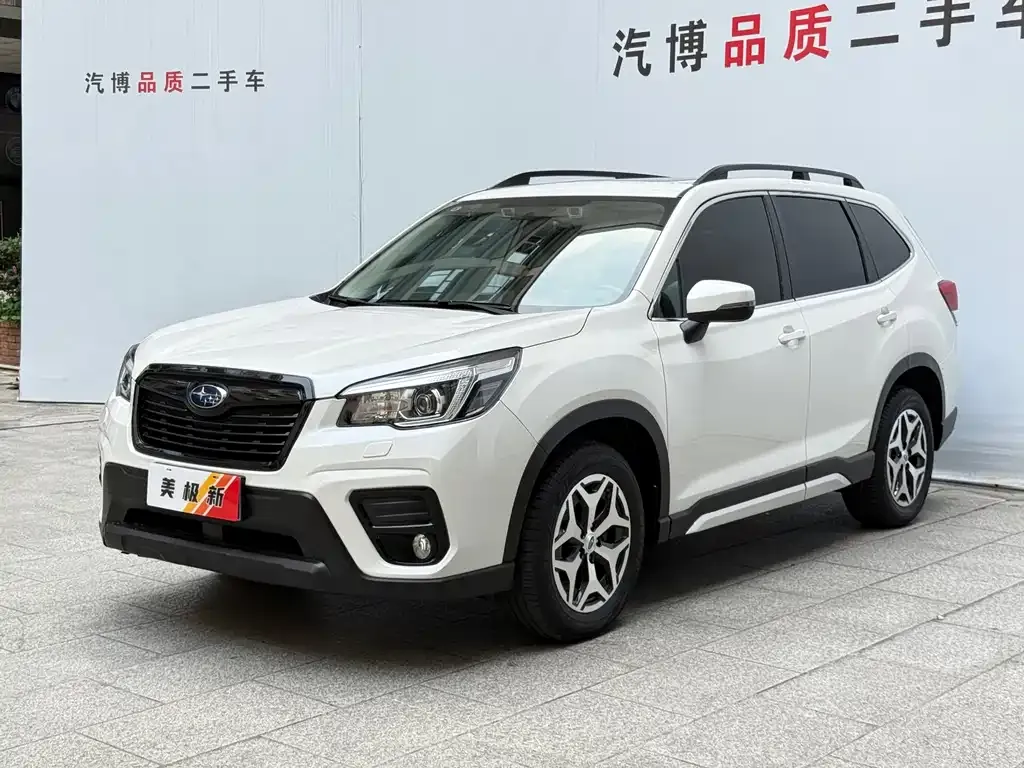 Subaru Forester — фото 1