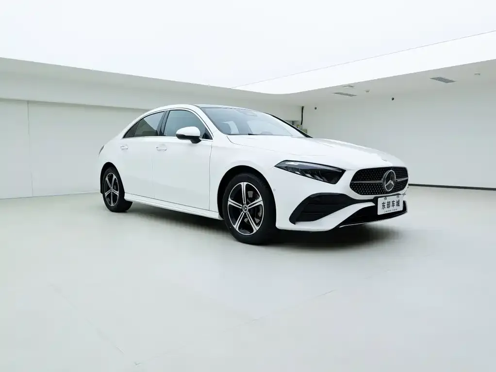 Mercedes-Benz A-Class — фото 8