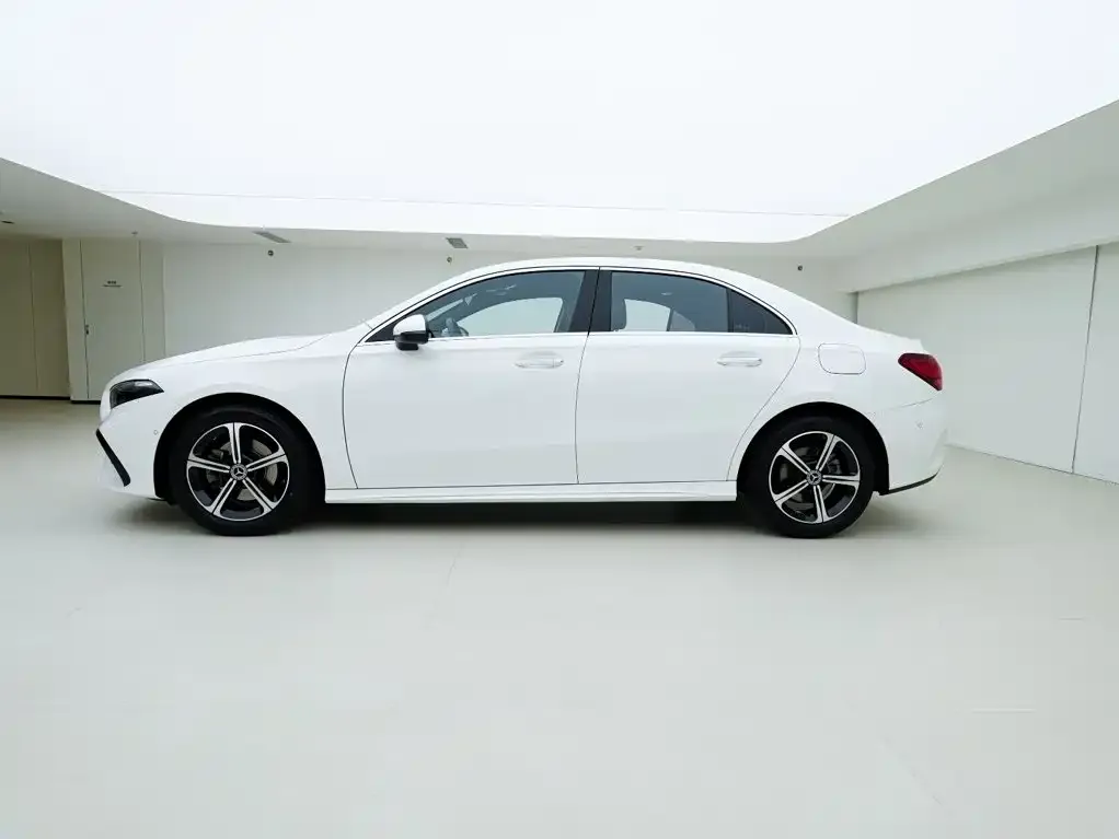 Mercedes-Benz A-Class — фото 2