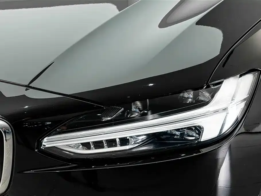 Volvo S90 — фото 2