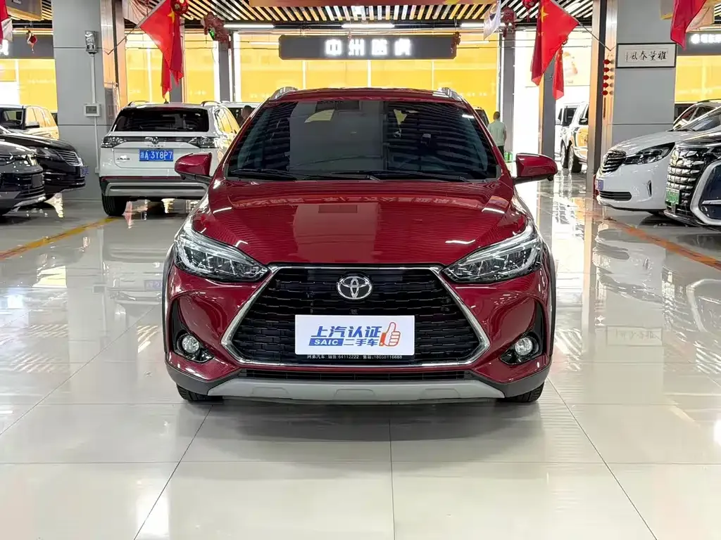 Toyota Yaris L — фото 7