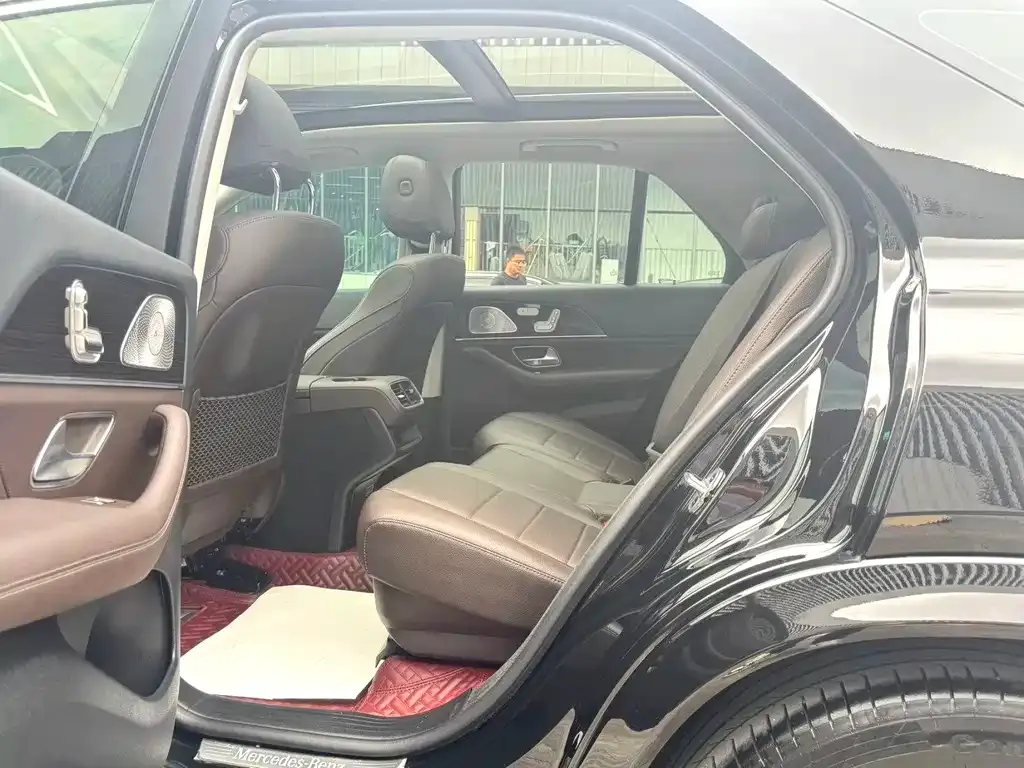 Mercedes-Benz GLE (Import) — фото 10
