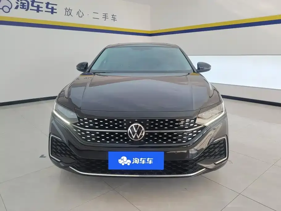 Volkswagen Passat — фото 4