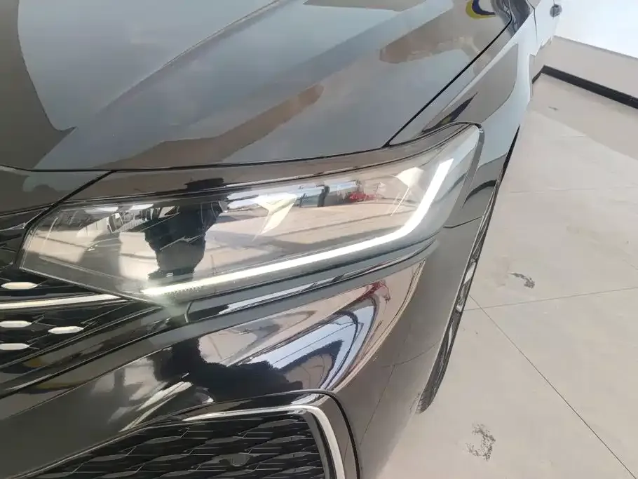 Volkswagen Passat — фото 8
