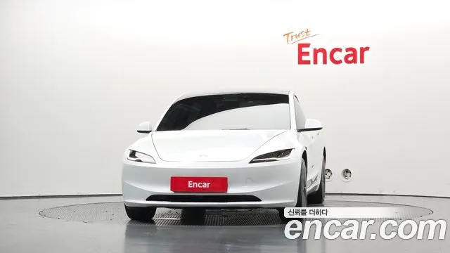 Tesla Model 3 — фото 8