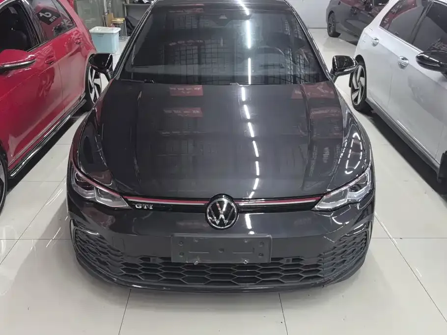 Volkswagen Golf GTI — фото 5