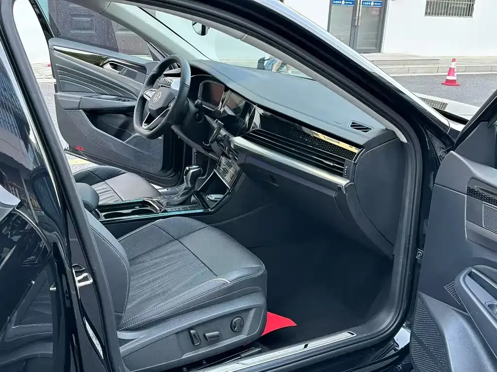 Volkswagen Passat — фото 3