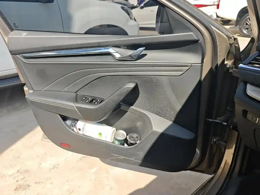 Skoda Octavia — фото 2